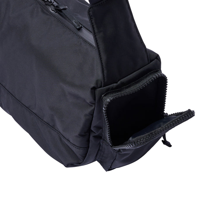 ZIP SHOULDER BAG (S)