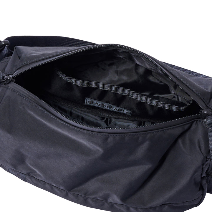 ZIP SHOULDER BAG (S)