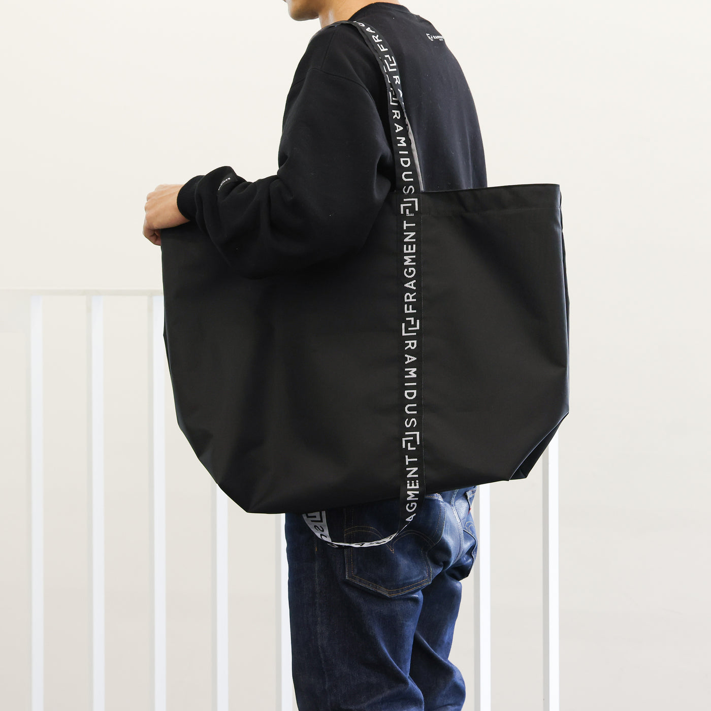 RAMIDUS TOTE BAG (LL)