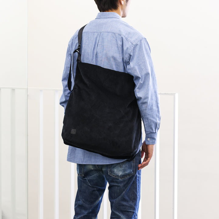 SHOULDER BAG (L)