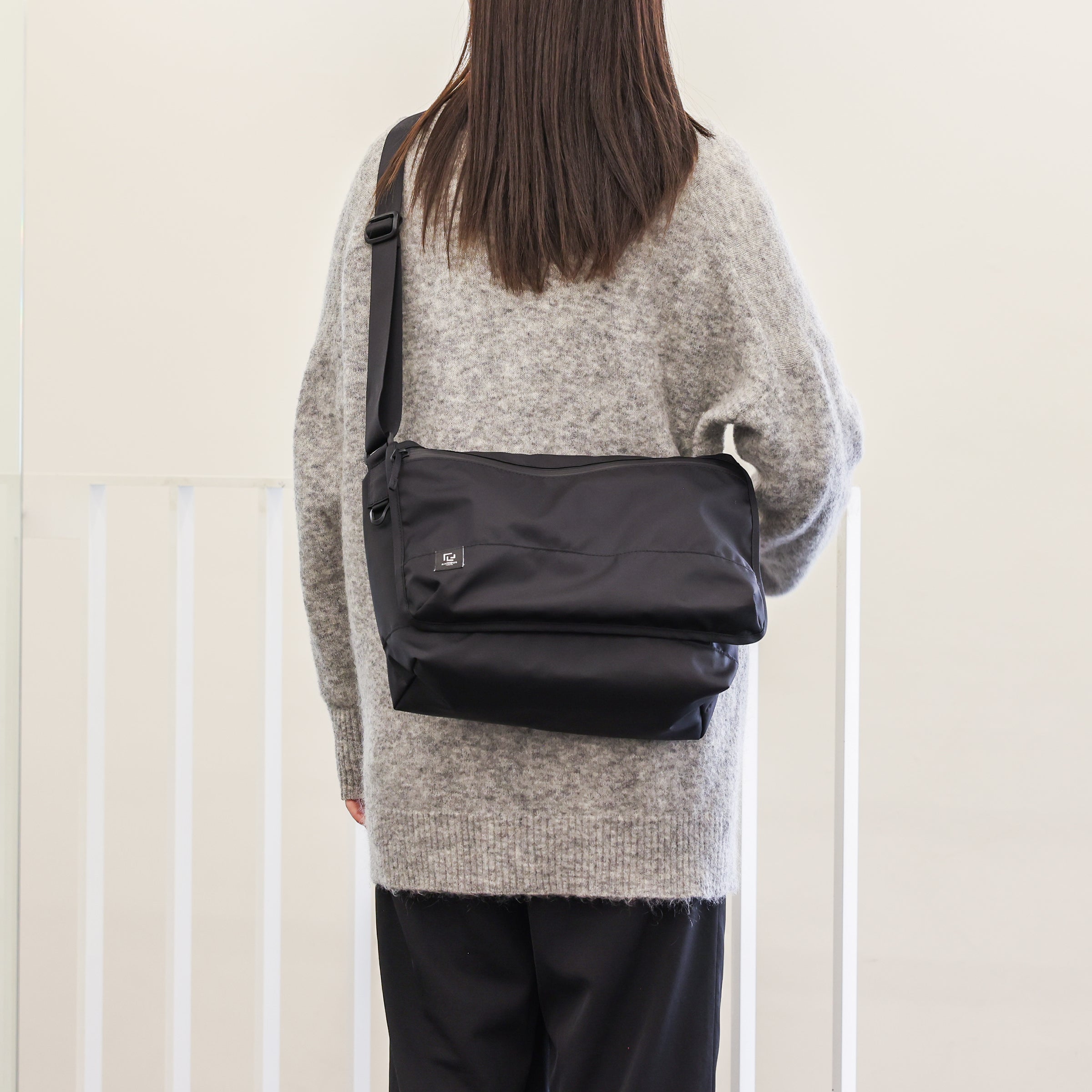 SHOULDER BAG – RAMIDUS ONLINE