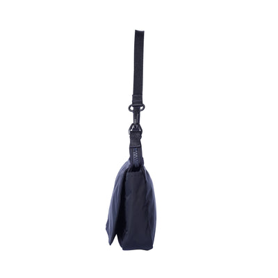 ACCESSORY POUCH