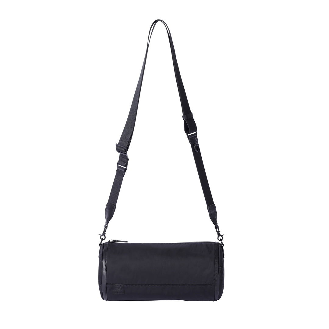 B033004-BLACK_01_5ea69c2a-9ba8