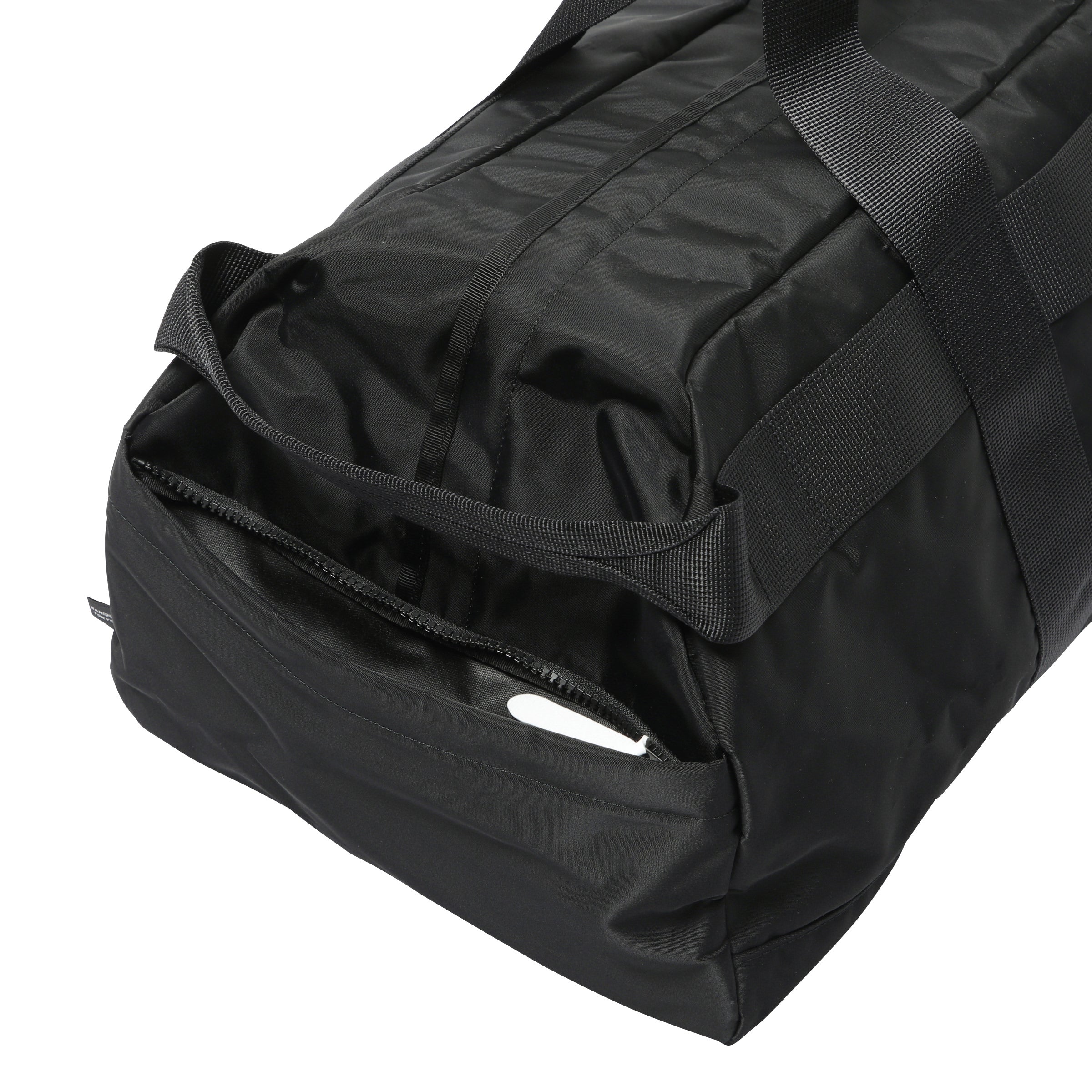 chiiiibag NEW Boston ボストンバッグ 黒 DONNEZ(ドネ) BOSTON BAG | 吉田カバンホームページ | YOSHIDA & Co.
