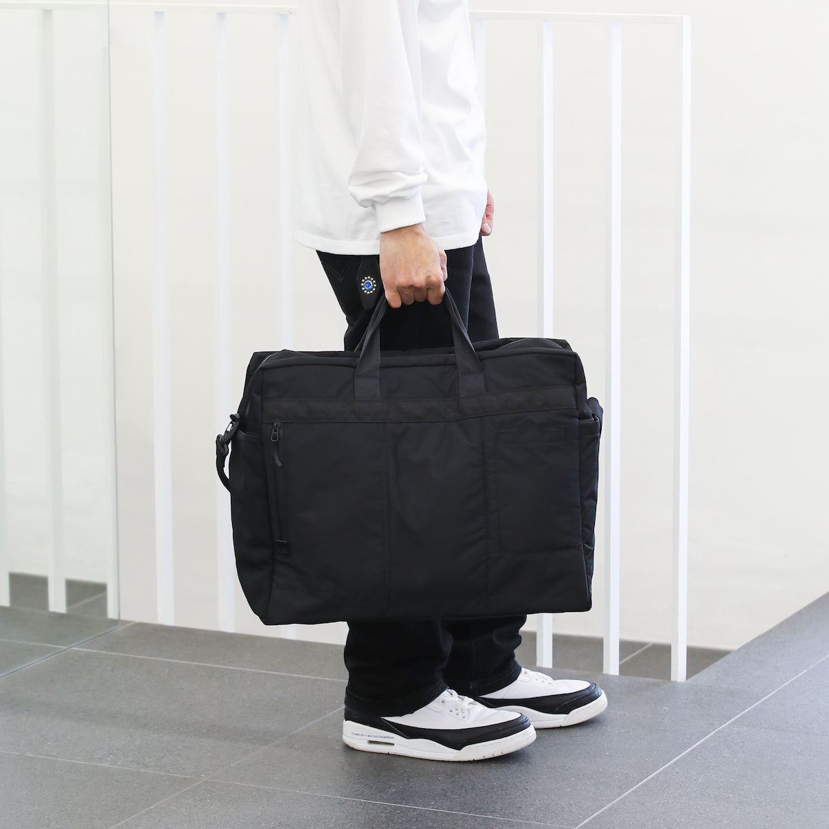 DUFFLE BAG