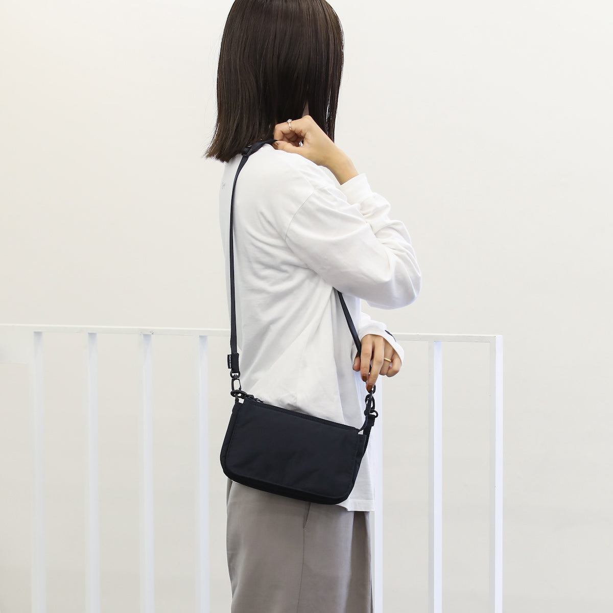 ACCESSORY POUCH