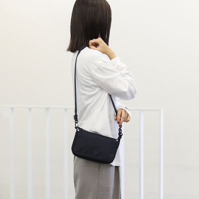 ACCESSORY POUCH
