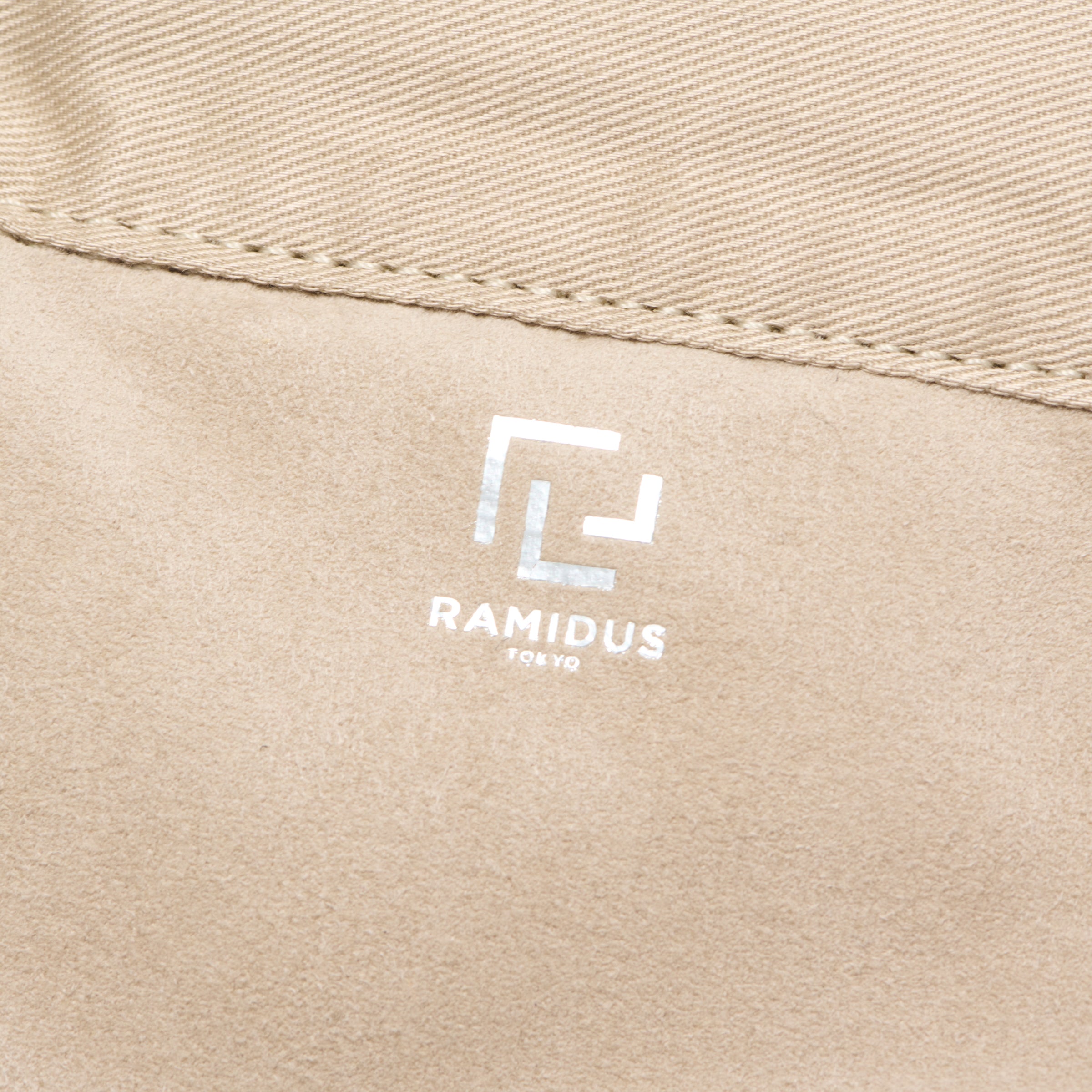 RAMIDUS 2WAY POUCH (M) – RAMIDUS ONLINE