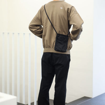 SHOULDER POUCH