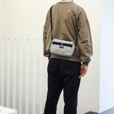 SHOULDER BAG
