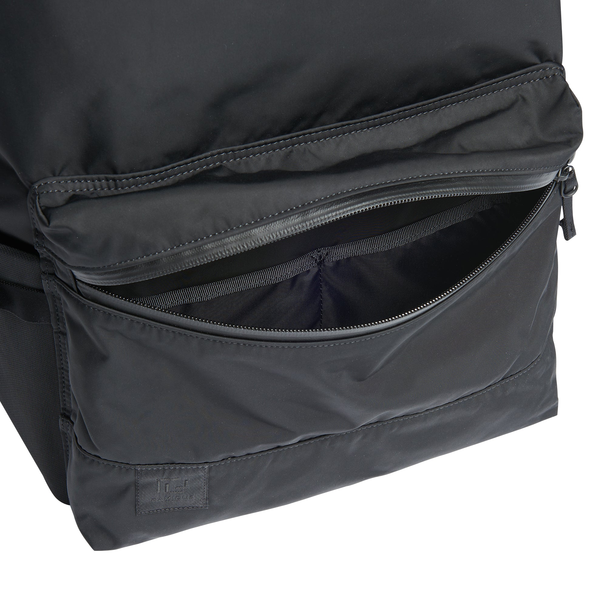ラミダス　2wayバッグパック B008084-BLACK_01_1800x1800.jpg