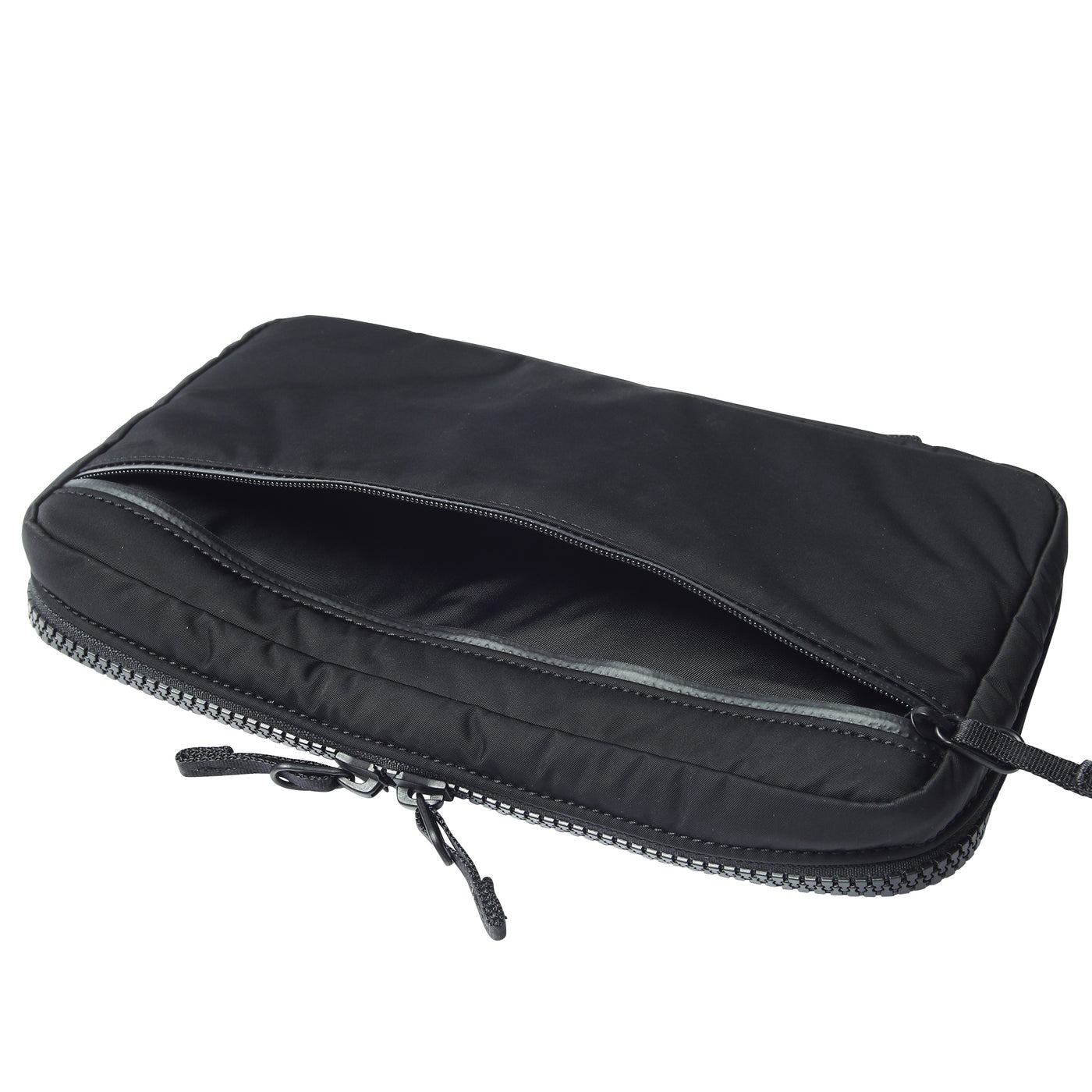 TRAVEL ORGANIZER