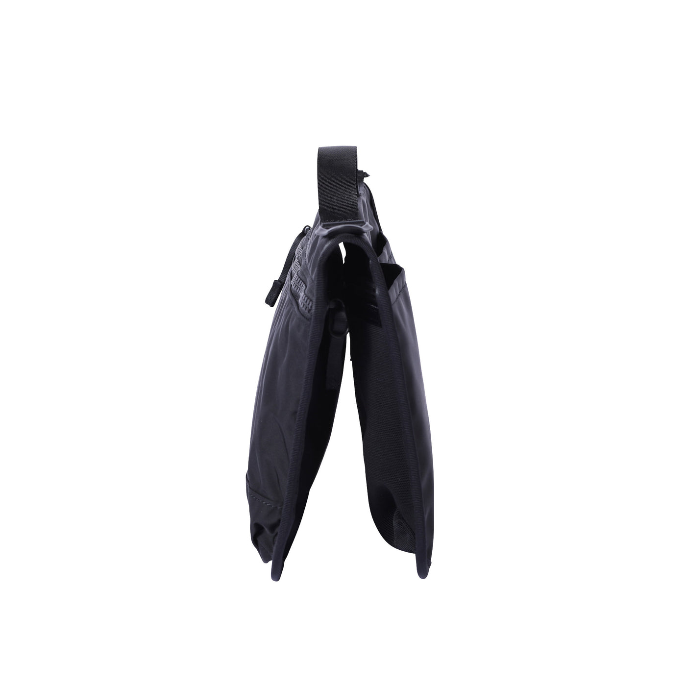 TRAVEL POUCH -4