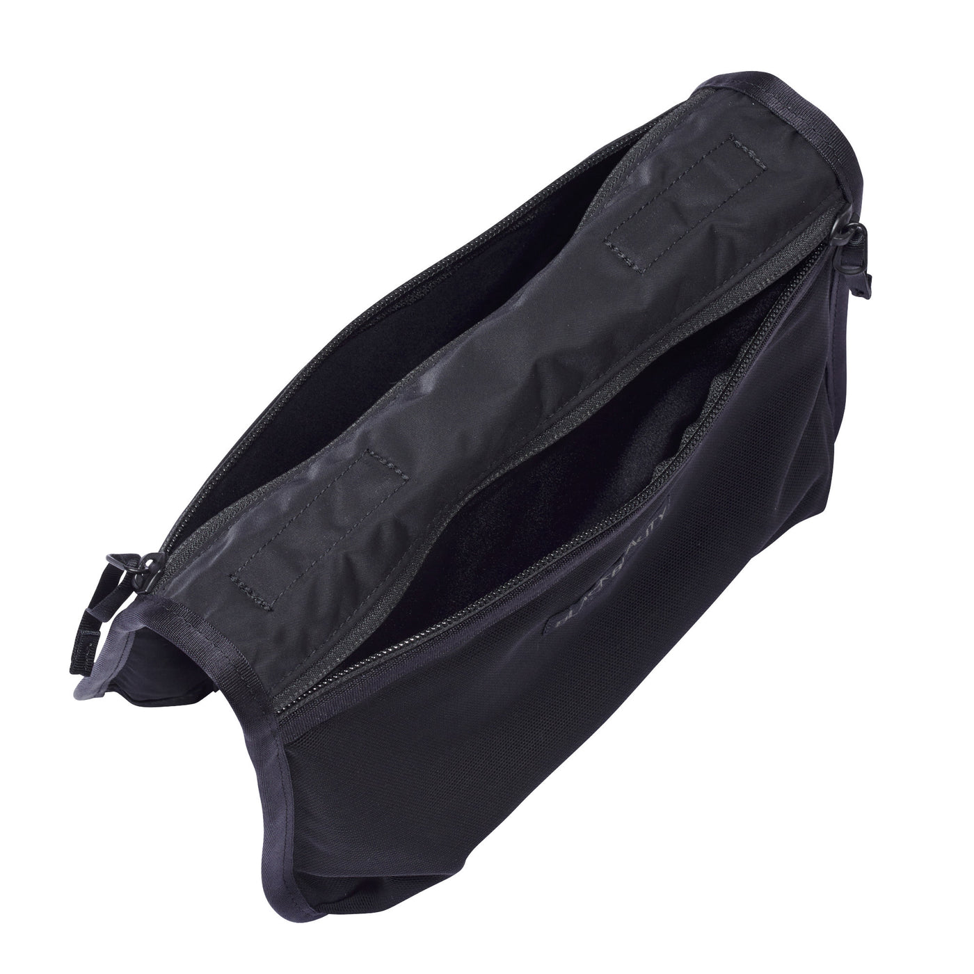 TRAVEL POUCH -4