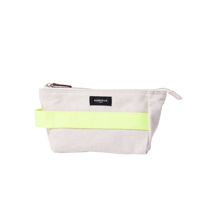 GROOMING POUCH