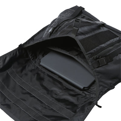 MESSENGER BAG