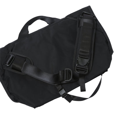 MESSENGER BAG