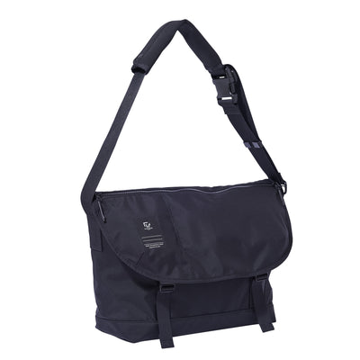 MESSENGER BAG