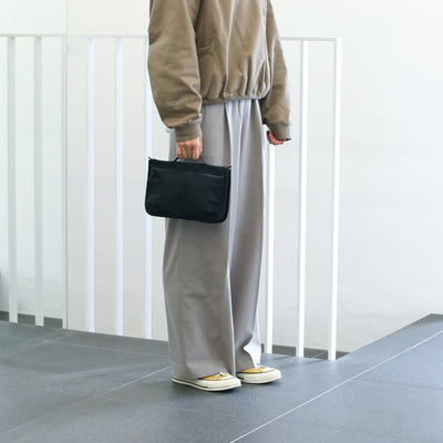 TRAVEL POUCH -4